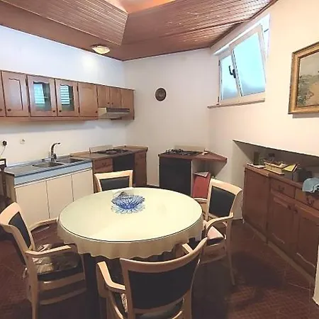 Guest house Franic Makarska